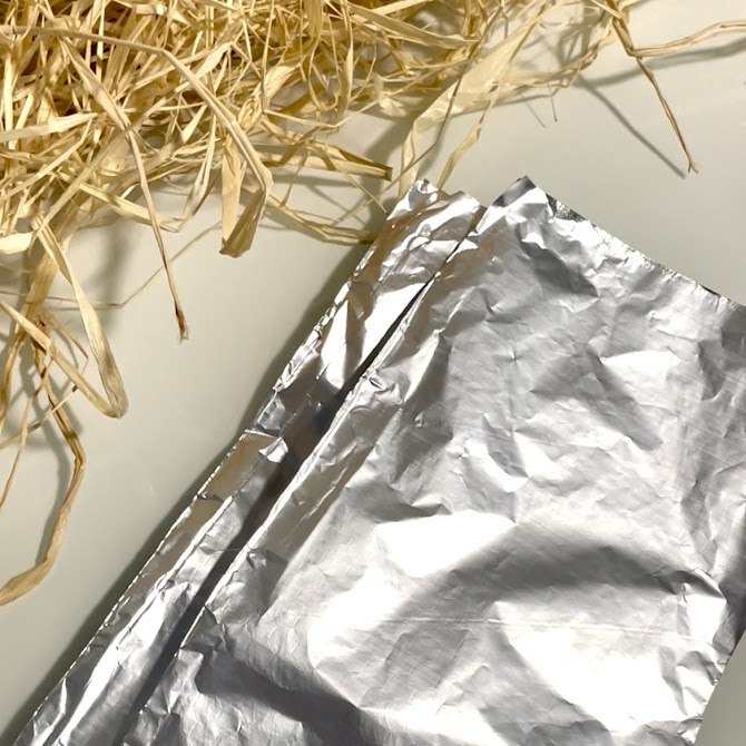 rectangles de papier aluminium de même taille