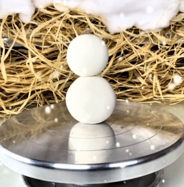 base du bonhomme de neige en pate autodurcissante